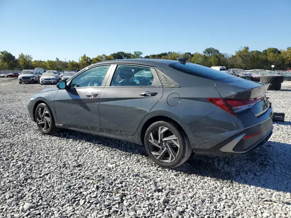KMHLM4DG9SU870742 2025 HYUNDAI ELANTRA - Image 2