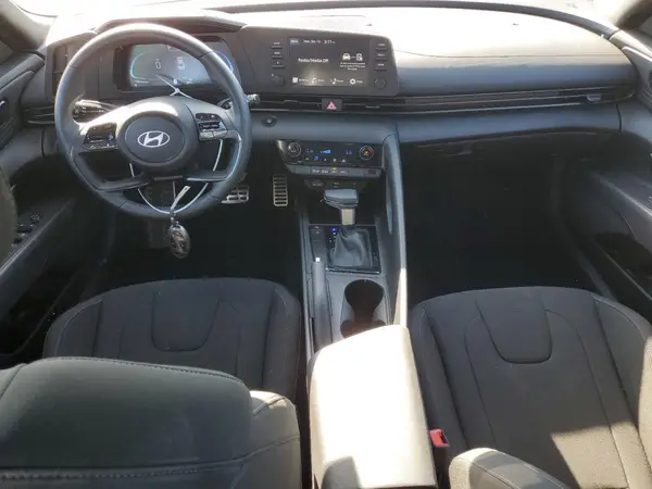 KMHLM4DG9SU870742 2025 HYUNDAI ELANTRA - Image 8