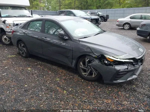 KMHLM4DG9SU876511 2025 HYUNDAI ELANTRA - Image 1