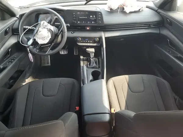 KMHLM4DG9SU879912 2025 HYUNDAI ELANTRA - Image 8