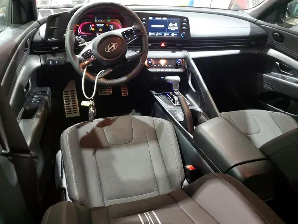 KMHLM4DG9SU884351 2025 HYUNDAI ELANTRA - Image 8