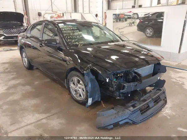 KMHLM4DG9SU886598 2025 HYUNDAI ELANTRA - Image 1