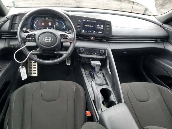KMHLM4DG9SU887167 2025 HYUNDAI ELANTRA - Image 8