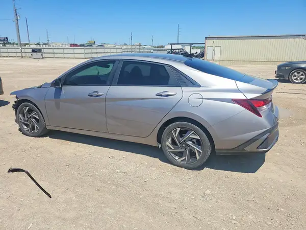 KMHLM4DG9SU887251 2025 HYUNDAI ELANTRA - Image 2