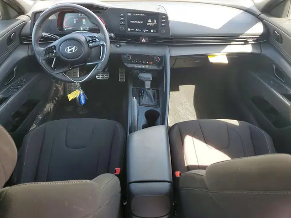 KMHLM4DG9SU891915 2025 HYUNDAI ELANTRA - Image 8