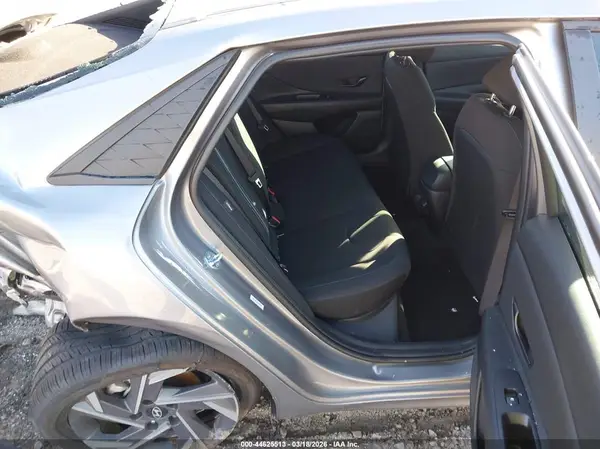 KMHLM4DG9SU897889 2025 HYUNDAI ELANTRA - Image 8