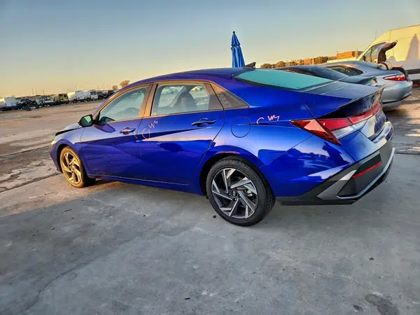 KMHLM4DG9SU901164 2025 HYUNDAI ELANTRA - Image 2