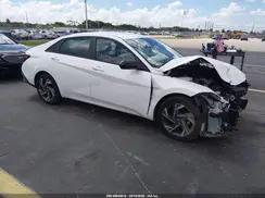 KMHLM4DG9SU903027 2025 HYUNDAI ELANTRA