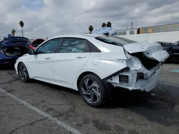 KMHLM4DG9SU903917 2025 HYUNDAI ELANTRA - Image 2