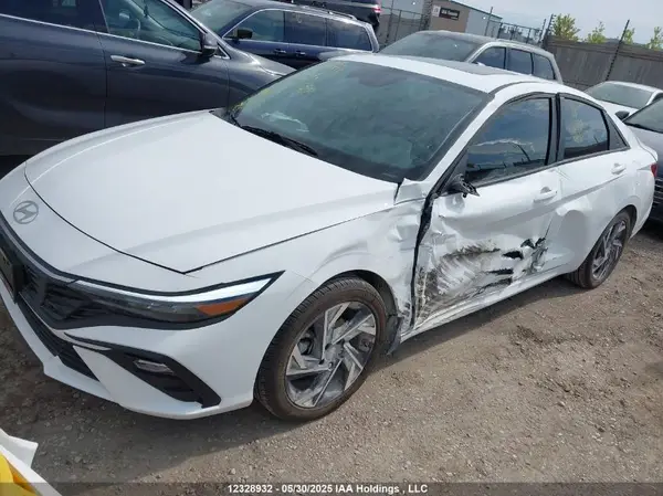 KMHLM4DG9SU915727 2025 HYUNDAI ELANTRA - Image 2