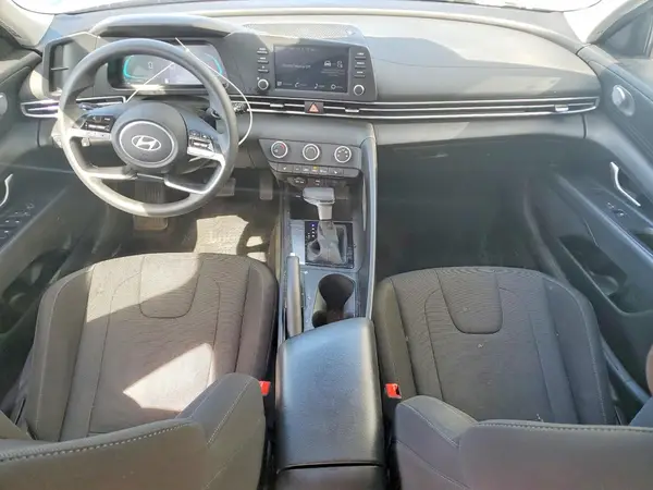 KMHLM4DG9SU924864 2025 HYUNDAI ELANTRA - Image 8
