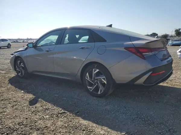 KMHLM4DG9SU925299 2025 HYUNDAI ELANTRA - Image 2