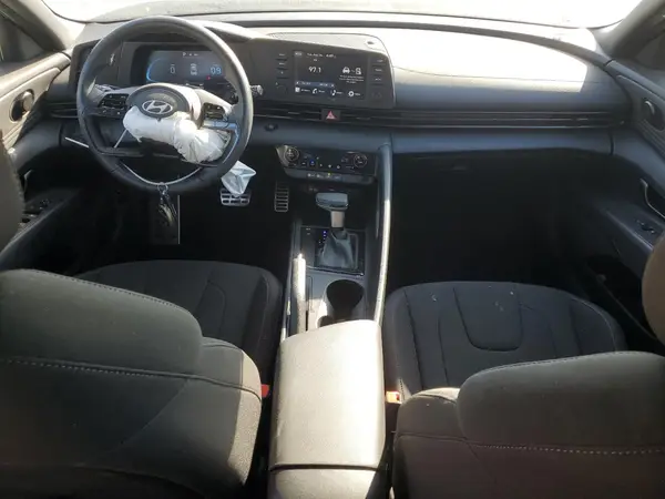 KMHLM4DG9SU925299 2025 HYUNDAI ELANTRA - Image 8