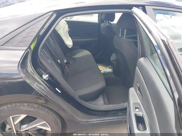 KMHLM4DG9SU926792 2025 HYUNDAI ELANTRA - Image 8