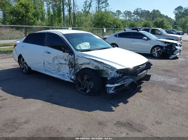 KMHLM4DG9SU930826 2025 HYUNDAI ELANTRA - Image 1