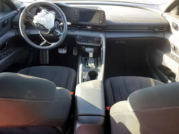 KMHLM4DG9SU932379 2025 HYUNDAI ELANTRA - Image 8