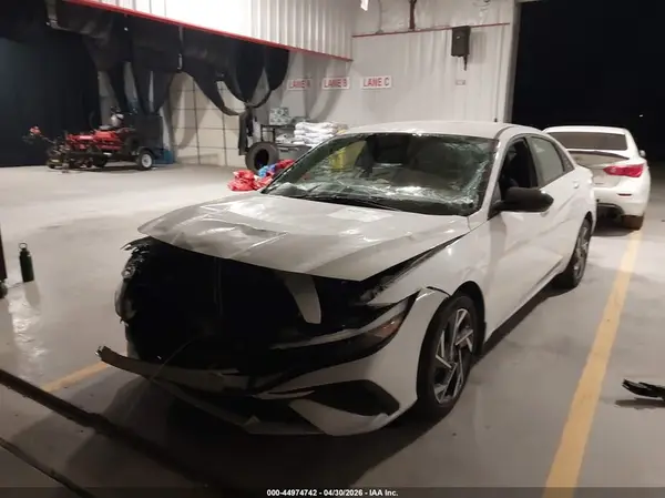 KMHLM4DG9SU932432 2025 HYUNDAI ELANTRA - Image 2