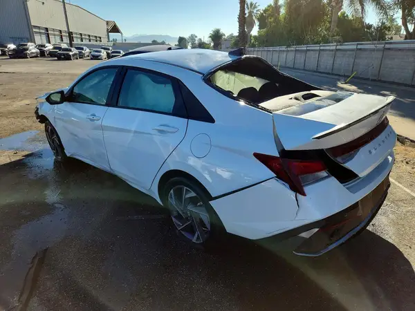KMHLM4DG9SU933452 2025 HYUNDAI ELANTRA - Image 2