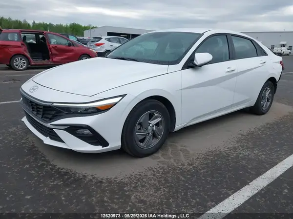 KMHLM4DG9SU952793 2025 HYUNDAI ELANTRA - Image 2