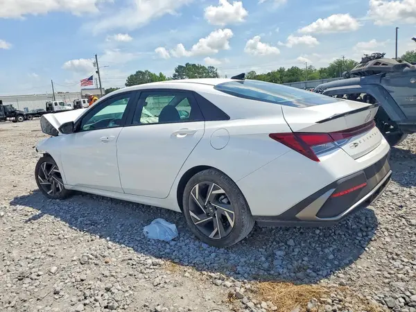 KMHLM4DG9SU954429 2025 HYUNDAI ELANTRA - Image 2