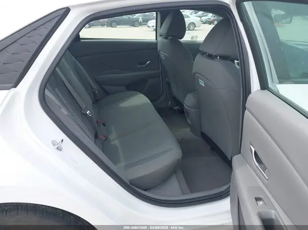 KMHLM4DG9SU957508 2025 HYUNDAI ELANTRA - Image 8