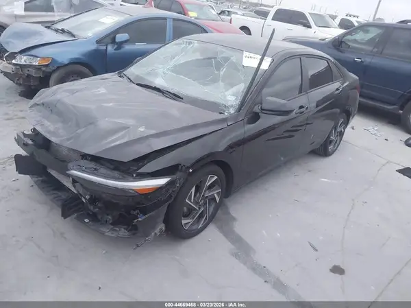 KMHLM4DG9SU958576 2025 HYUNDAI ELANTRA - Image 2