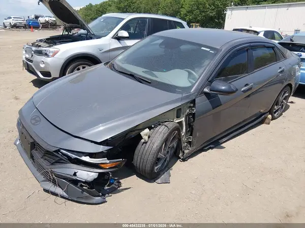 KMHLM4DG9SU960859 2025 HYUNDAI ELANTRA - Image 2