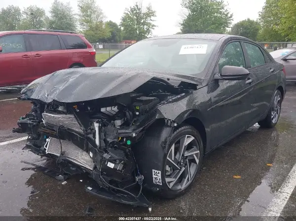KMHLM4DG9SU961154 2025 HYUNDAI ELANTRA - Image 2