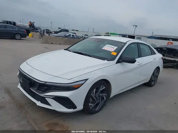 KMHLM4DG9SU963647 2025 HYUNDAI ELANTRA - Image 2