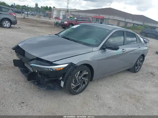 KMHLM4DG9SU968959 2025 HYUNDAI ELANTRA - Image 2
