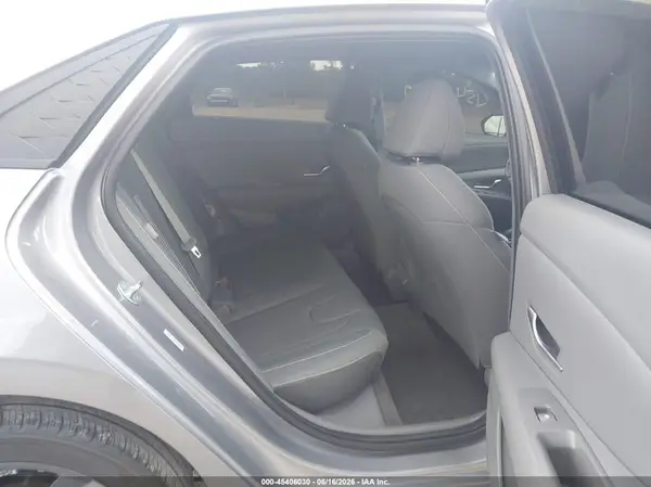 KMHLM4DG9SU968959 2025 HYUNDAI ELANTRA - Image 8