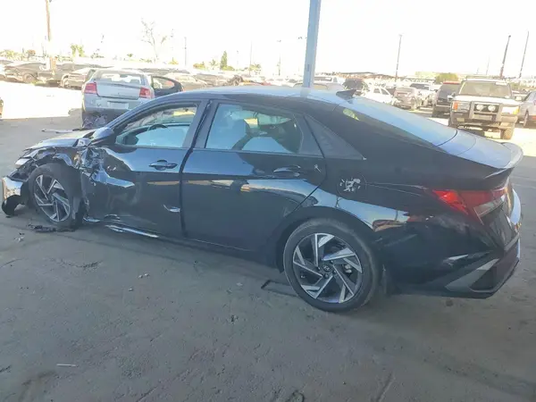 KMHLM4DG9SU975376 2025 HYUNDAI ELANTRA - Image 2
