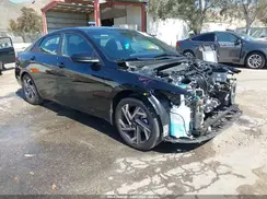 KMHLM4DG9SU975670 2025 HYUNDAI ELANTRA