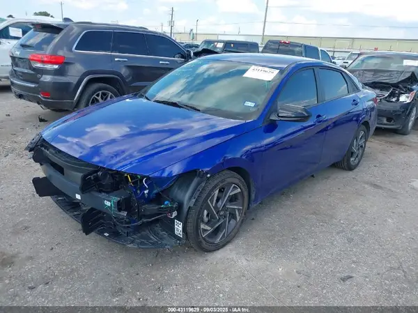 KMHLM4DG9SU977354 2025 HYUNDAI ELANTRA - Image 2