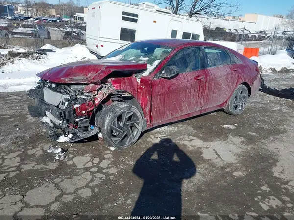 KMHLM4DG9SU996695 2025 HYUNDAI ELANTRA - Image 2