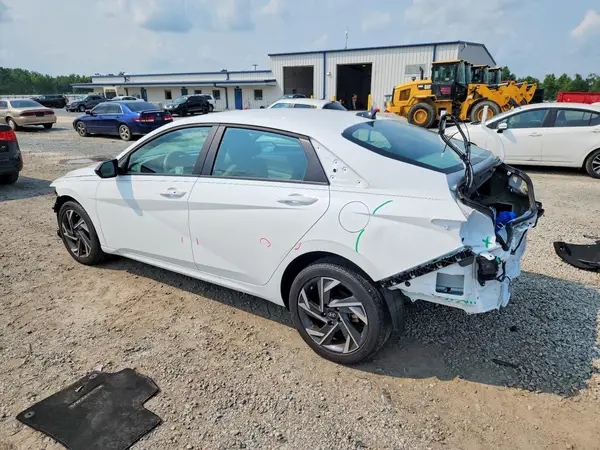 KMHLM4DG9SU997801 2025 HYUNDAI ELANTRA - Image 2