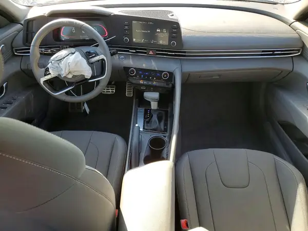KMHLM4DG9SU998107 2025 HYUNDAI ELANTRA - Image 8