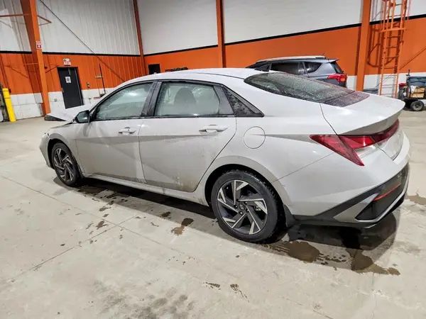 KMHLM4DG9TU102809 2026 HYUNDAI ELANTRA - Image 2