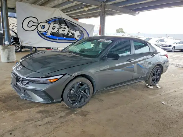 KMHLM4DG9TU118556 2026 HYUNDAI ELANTRA - Image 1