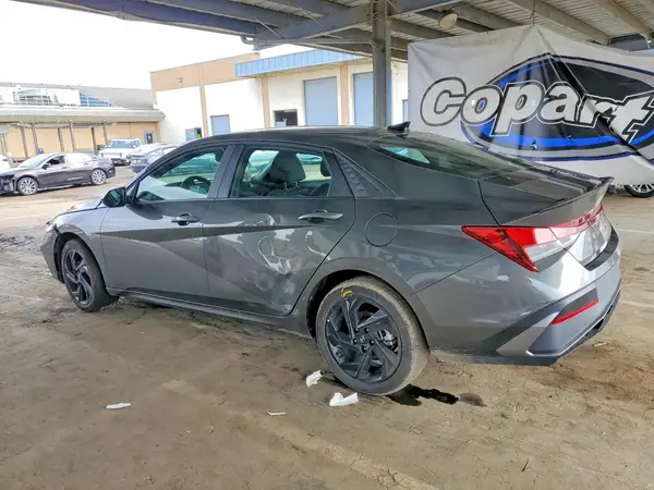 KMHLM4DG9TU118556 2026 HYUNDAI ELANTRA - Image 2