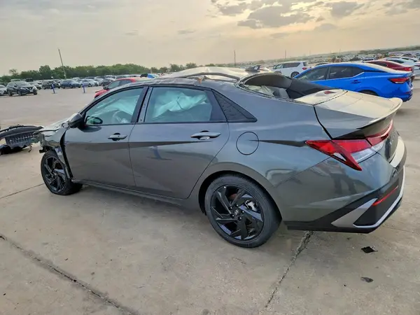 KMHLM4DG9TU146499 2026 HYUNDAI ELANTRA - Image 2