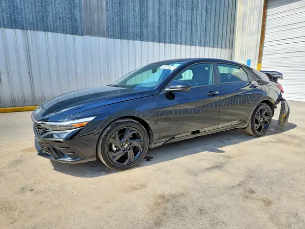 KMHLM4DG9TU173864 2026 HYUNDAI ELANTRA - Image 1