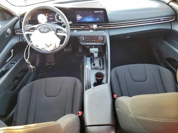 KMHLM4DGXRU637320 2024 HYUNDAI ELANTRA - Image 8
