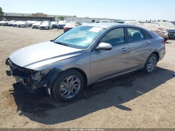 KMHLM4DGXRU665523 2024 HYUNDAI ELANTRA - Image 2