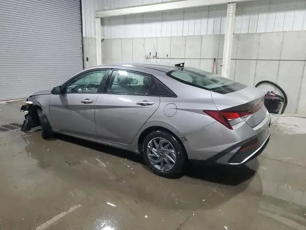 KMHLM4DGXRU665540 2024 HYUNDAI ELANTRA - Image 2