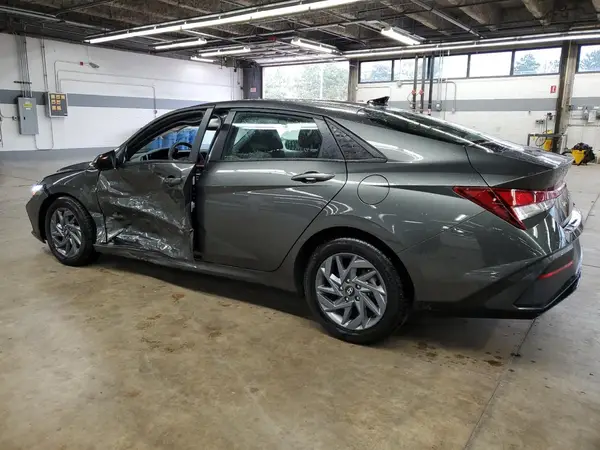 KMHLM4DGXRU684301 2024 HYUNDAI ELANTRA - Image 2