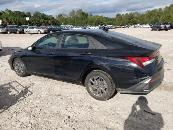 KMHLM4DGXRU684430 2024 HYUNDAI ELANTRA - Image 2