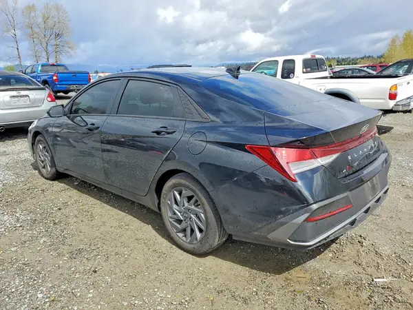 KMHLM4DGXRU686114 2024 HYUNDAI ELANTRA - Image 2