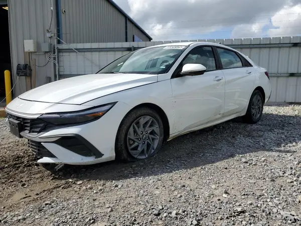 KMHLM4DGXRU694455 2024 HYUNDAI ELANTRA - Image 1
