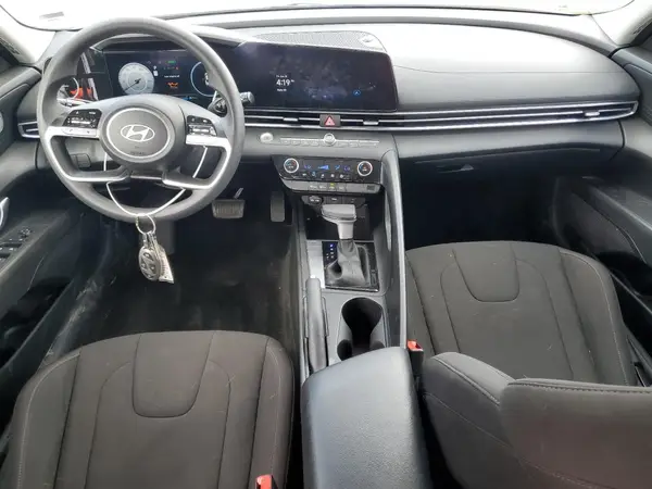 KMHLM4DGXRU694455 2024 HYUNDAI ELANTRA - Image 8